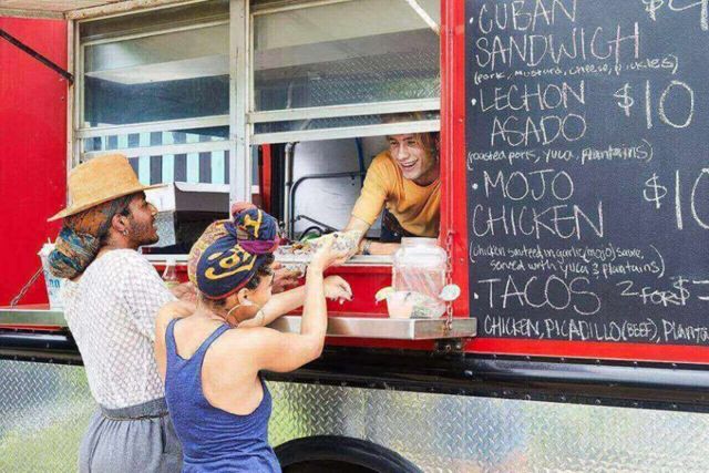 創(chuàng)意汽車旅館設計裝修.jpg 創(chuàng)意汽車旅館設計裝修.jpg