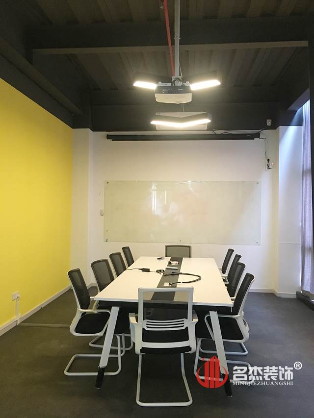 會(huì)議室裝修設(shè)計(jì)完工照.jpg 會(huì)議室裝修設(shè)計(jì)完工照.jpg