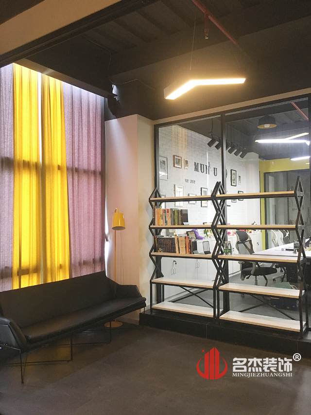 休閑區(qū)裝修設(shè)計(jì).jpg 休閑區(qū)裝修設(shè)計(jì).jpg