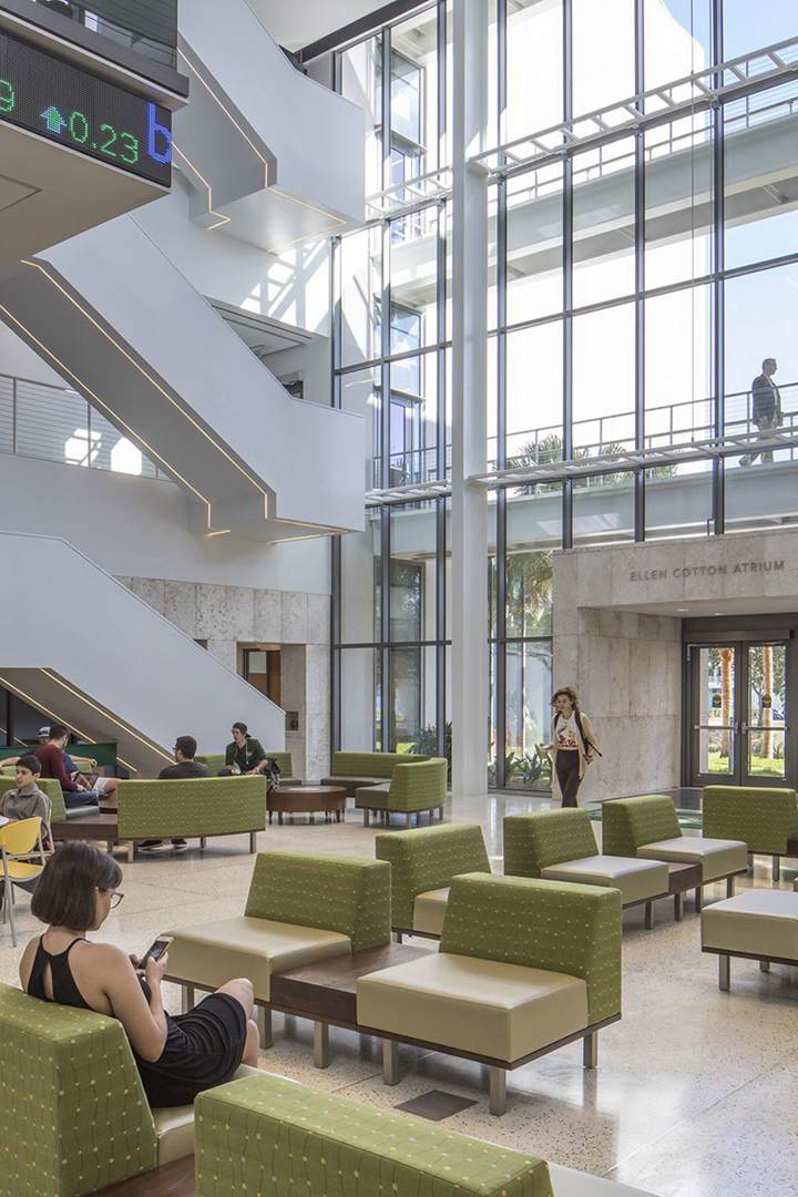 學(xué)校裝修設(shè)計(jì).jpg 學(xué)校裝修設(shè)計(jì).jpg