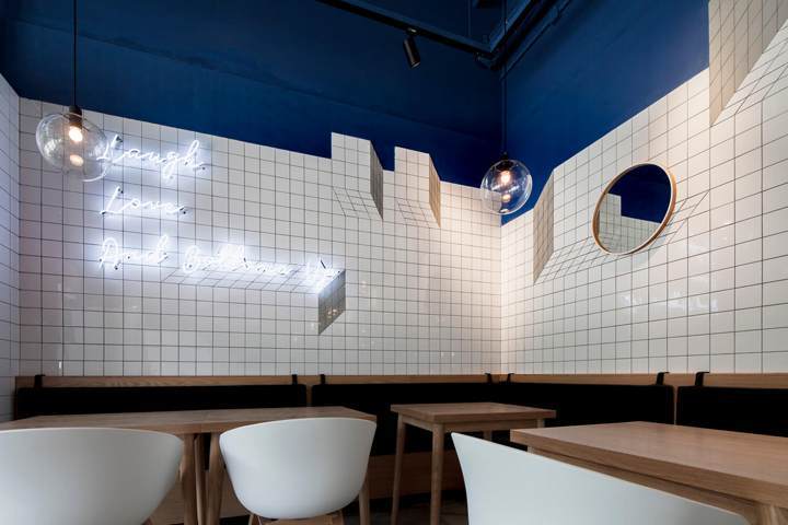 咖啡店設(shè)計(jì).jpg 咖啡店設(shè)計(jì).jpg