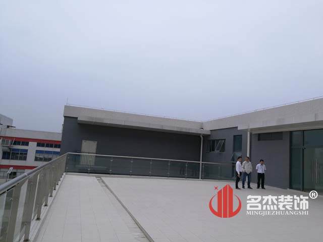 辦公室裝修設(shè)計(jì)施工現(xiàn)場(chǎng).jpg 辦公室裝修設(shè)計(jì)施工現(xiàn)場(chǎng).jpg