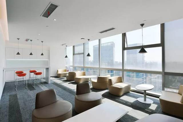 休閑室裝修設(shè)計.jpg 休閑室裝修設(shè)計.jpg