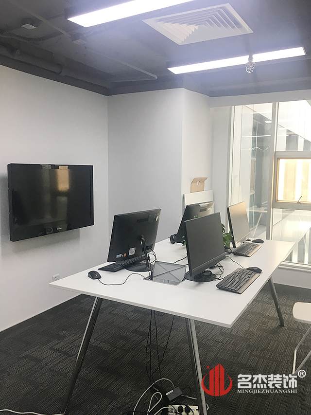 教育培訓裝修.jpg 教育培訓裝修.jpg