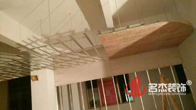 辦公室裝修現(xiàn)場(chǎng).jpg 辦公室裝修現(xiàn)場(chǎng).jpg