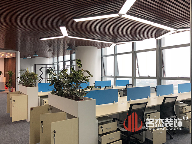 辦公區(qū)域裝修.jpg 辦公區(qū)域裝修.jpg