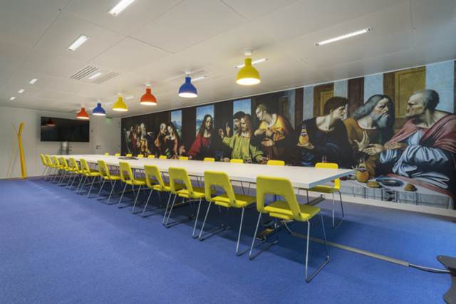 會(huì)議室裝修.jpg 會(huì)議室裝修.jpg