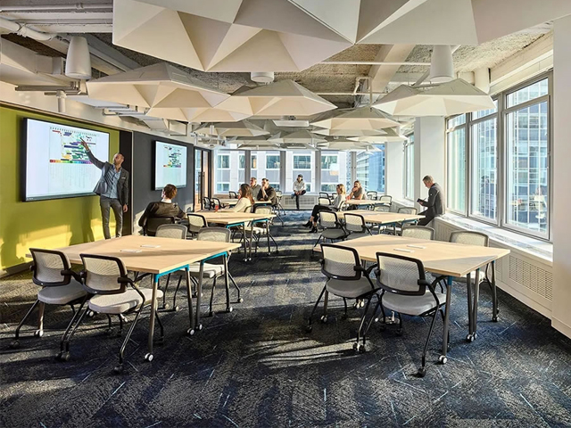 廣州辦公室裝修設計空間案例